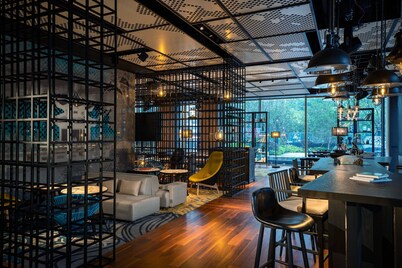Renaissance Hangzhou Northeast Hotel