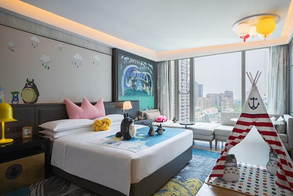 Hypo-allergenic bedding, down duvets, pillow-top beds, minibar