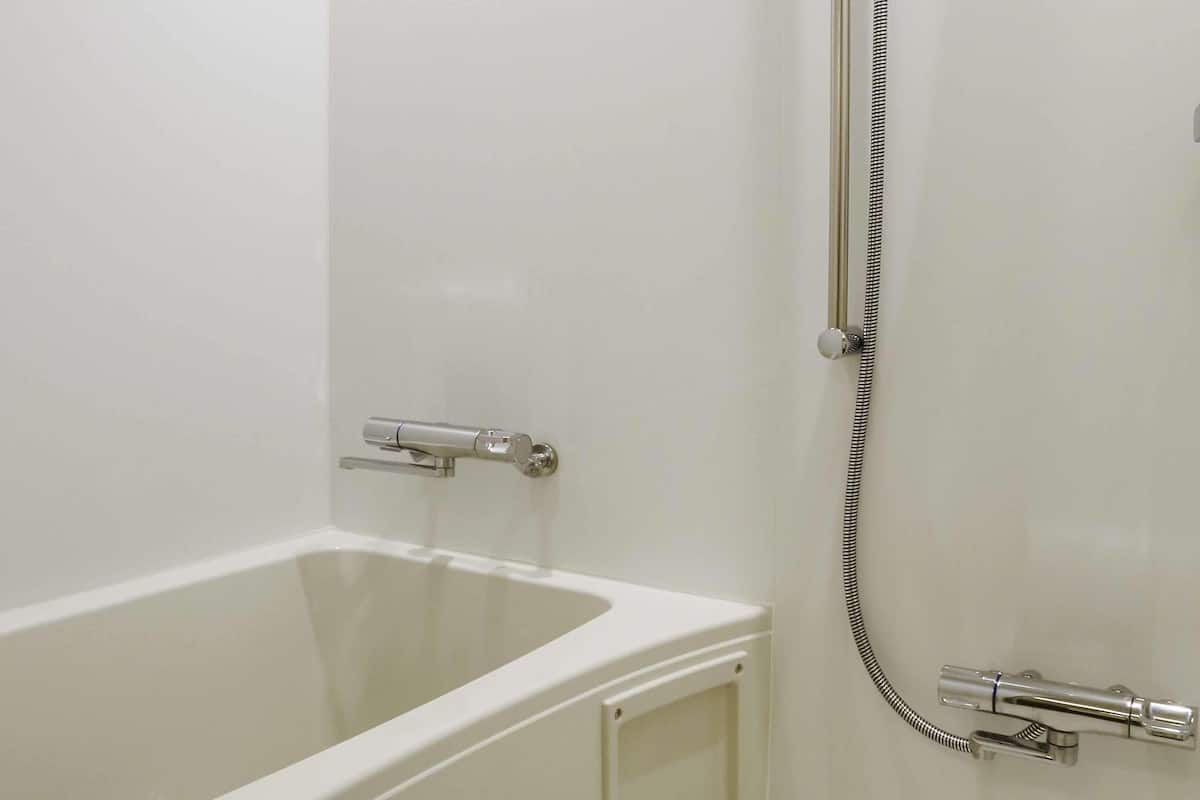 Quarto superior, várias camas | Edredons de pluma, cofres nos quartos, cortinas blackout