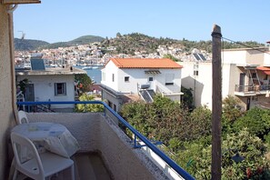 Triple Room | Balcony