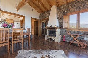 Coin salon dans le hall