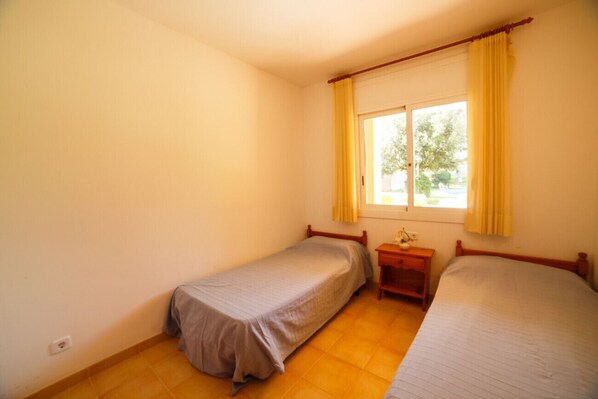 2 chambres, fer et planche Ă repasser, accĂšs au Wi-Fi (inclus)