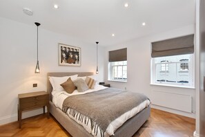 3 chambres, fer et planche à repasser, Wi-Fi gratuit, draps fournis