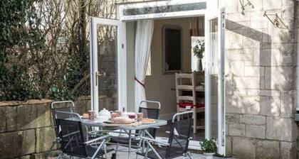 Old Bakery Cottage in Bath - 3 Bedroom, Free