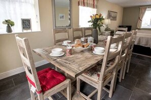 Dining - Old Bakery Cottage in Bath - 3 Bedroom, Free (Bath)
