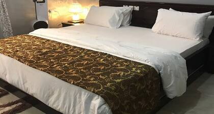 Jim-Eddy Suites
