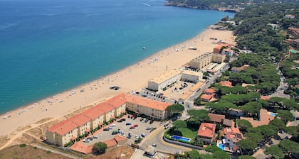 First line beach apartment with sea vue - Pals beach (DU 2H 307)