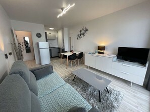 TV