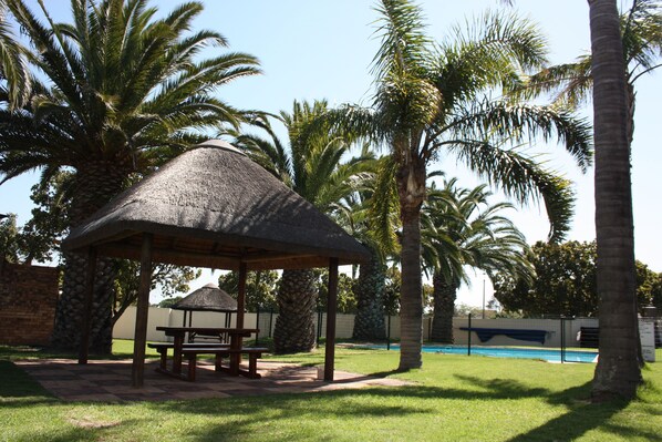 Área de parrillas y picnic