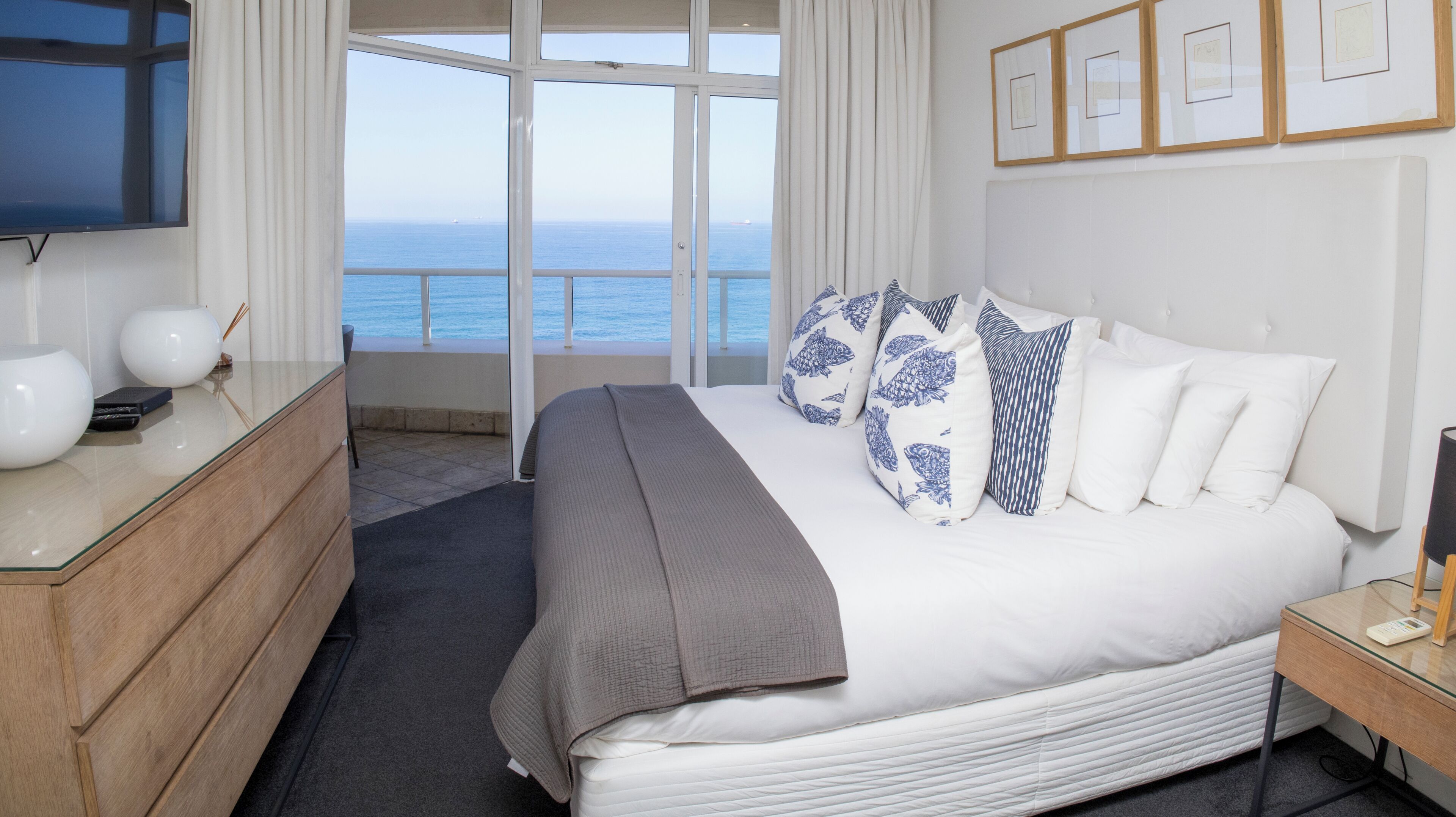Apartamento superluxo | 3 quartos, cofres nos quartos, ferros/tábuas de passar roupa