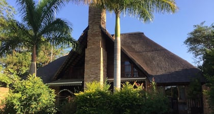 Legend Safaris - Kruger Park Lodge
