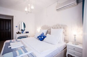 Standard Double Room | Free WiFi