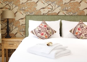 Quarto casal ou duplo, para não fumantes | Wi-Fi de cortesia, roupa de cama