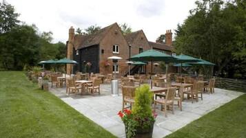 Free daily full breakfast