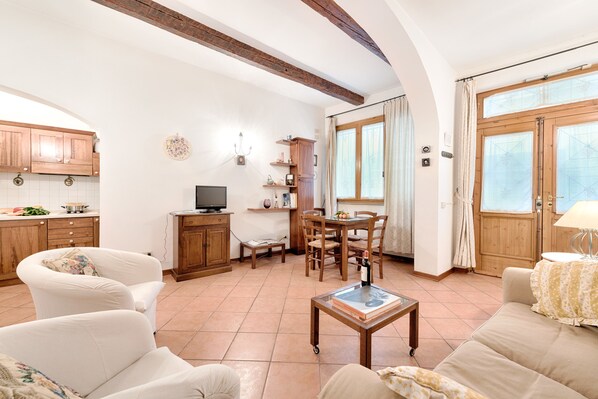 Comfort Apartment, 1 Bedroom, Non Smoking | Interior detail - Campuccio 21 by Mmega (Florence)