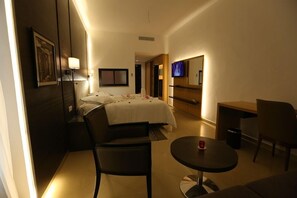 1 bedroom, premium bedding, in-room safe, individually decorated