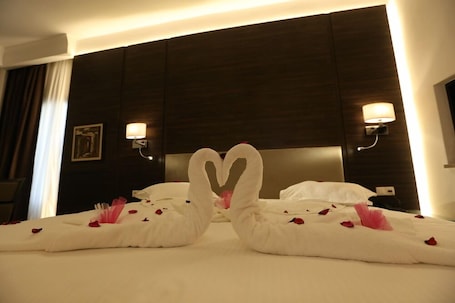 1 bedroom, premium bedding, in-room safe, individually decorated