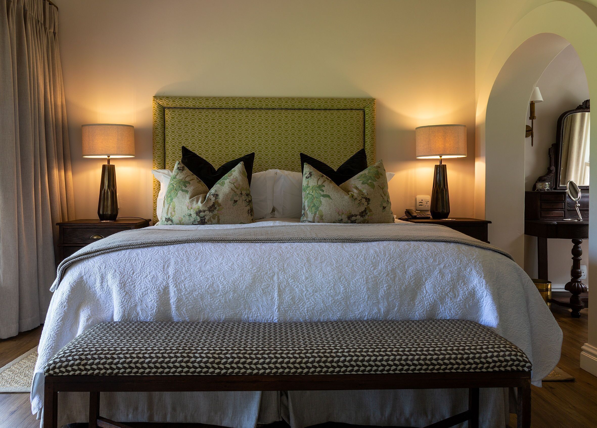 Egyptian cotton sheets, premium bedding, pillow-top beds, minibar