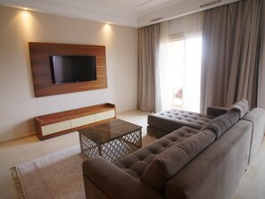 50-inch Smart TV with satellite channels, TV - Jnane Gueliz (Marrakech)