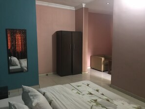 Luxury Room | 1 bedroom, desk, free WiFi - Tripoint Richmond Hotel (Enugu)