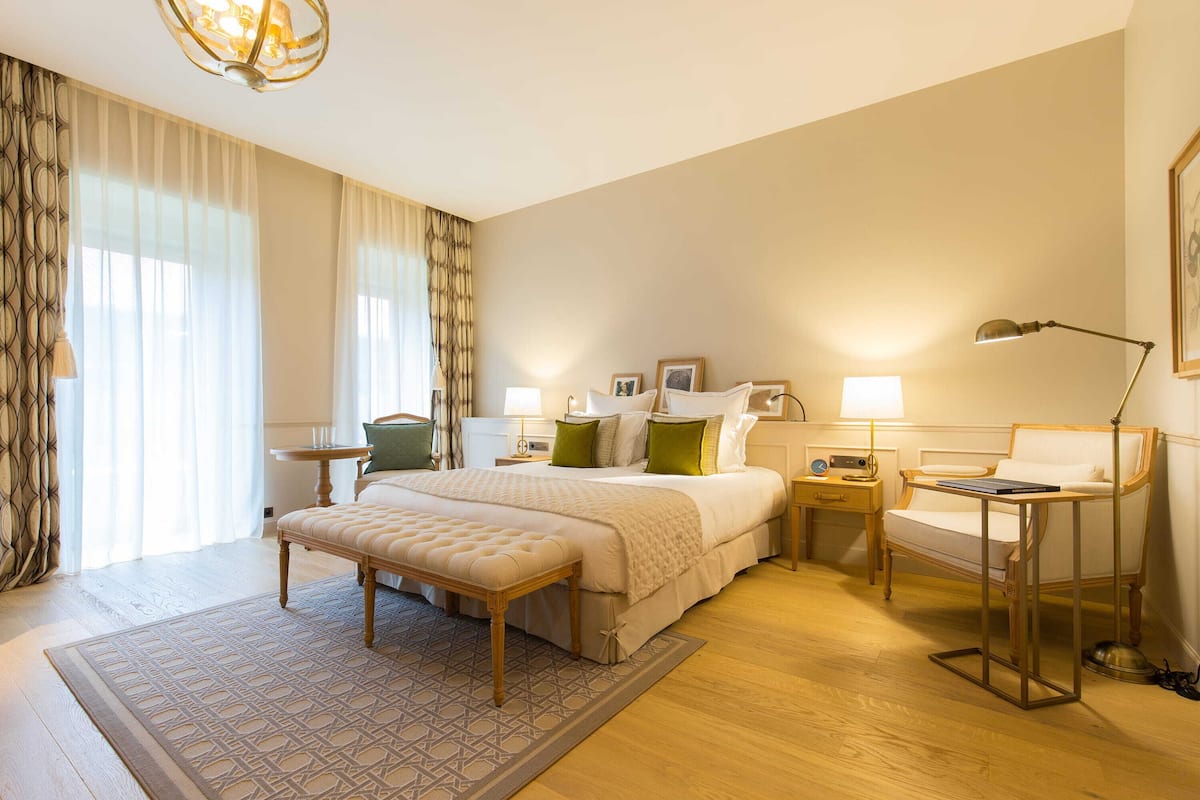 Chambre « Premier » | 1 chambre, draps en coton égyptien, literie de qualité supérieure