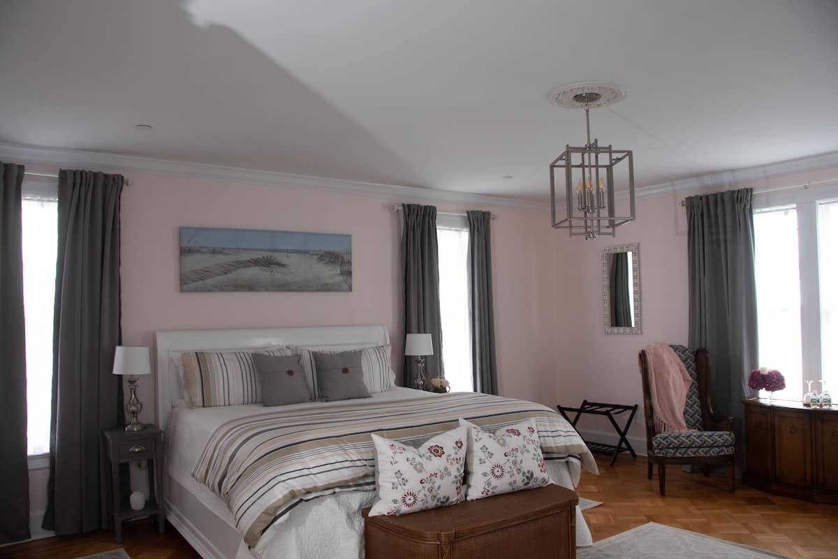 Suite de lujo, 1 cama de matrimonio grande con sofá cama (Seaborn ) | 1 dormitorio y ropa de cama de alta calidad