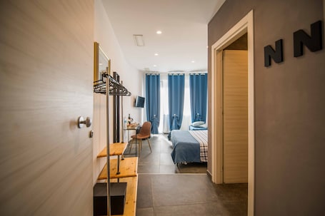 City Double Room, 1 Queen Bed, City View | Individually decorated, individually furnished, desk, blackout drapes
