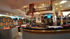 酒吧（店内）