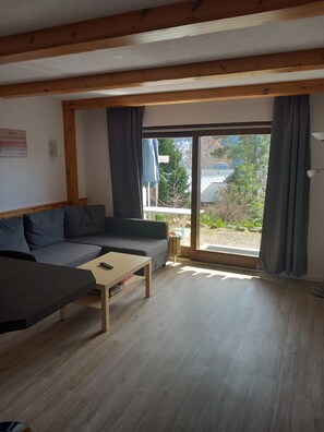 Appartement, rez-de-chaussée (Nr.7) | Coin séjour