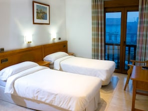 Double Room | Desk, free WiFi - Hostal La Maya (Cercedilla)