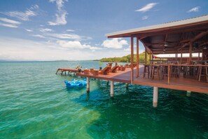 Pool - Aqui Hoy (Bastimentos)