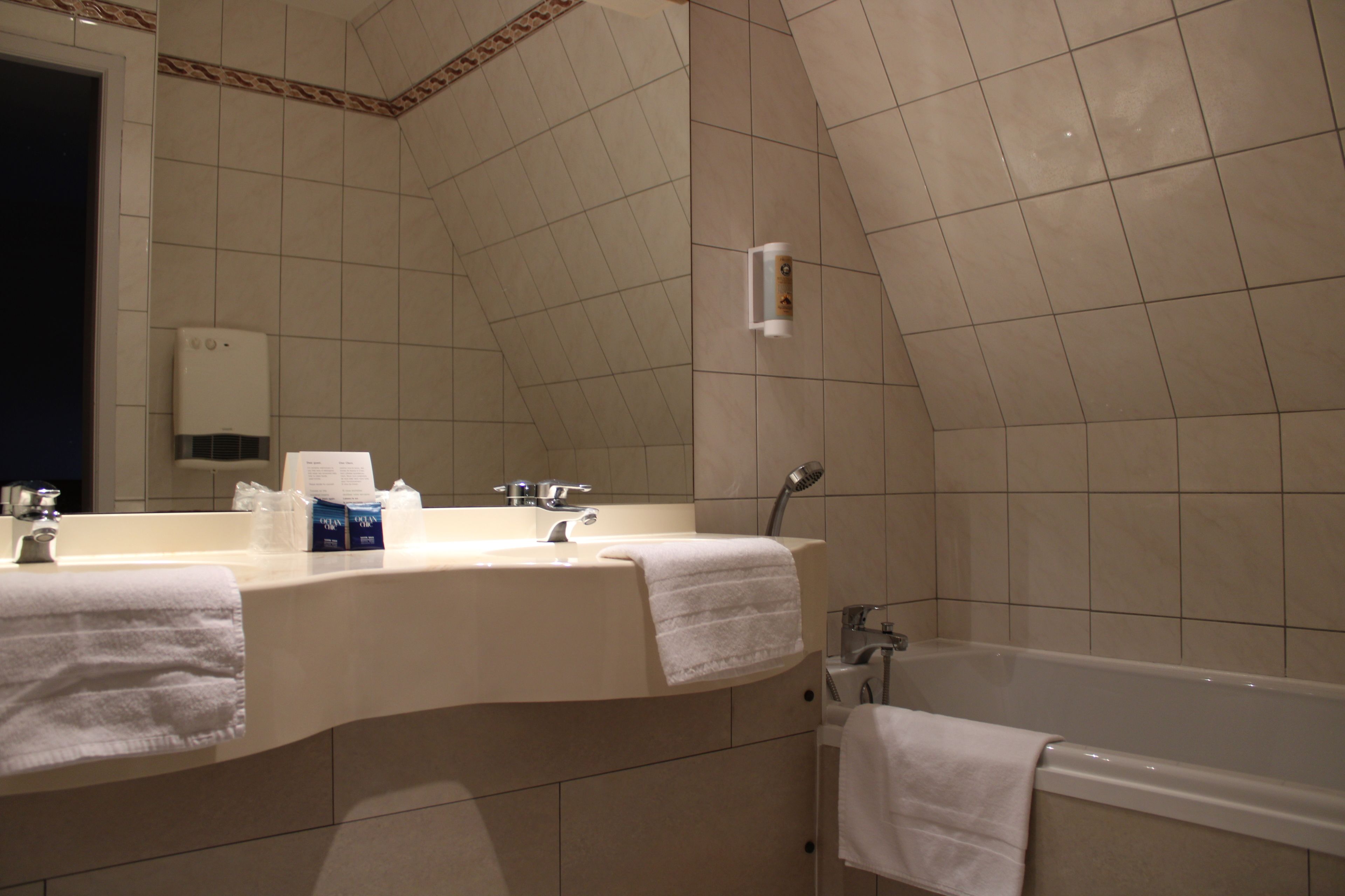 double room (budget +) | bathroom | free toiletries, hair dryer, towels