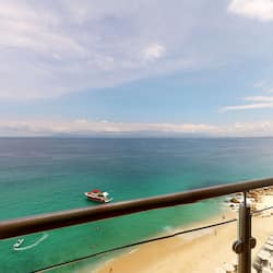 Premier Ocean Front Double Room | Premium bedding, minibar, in-room safe, individually decorated