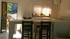 Departamento, 3 habitaciones | Cocina privada