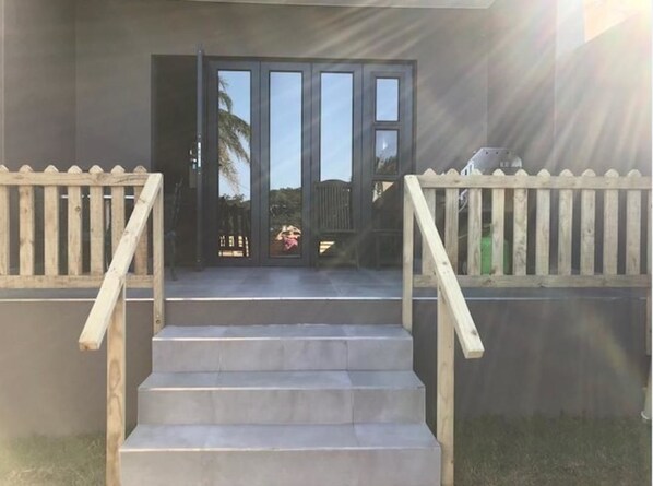 Property entrance - Durban North Sea View (Durban North)