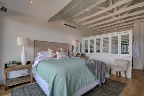Room - 3 Degrees North Penthouse (Cape Town)