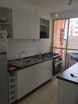 Apartment, 3 Schlafzimmer, eigenes Bad | Eigene Küche | Großer Kühlschrank, Ofen, Herdplatte, Kochgeschirr/Geschirr/Besteck