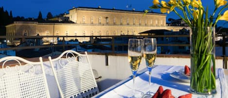 Deluxe Apartment, 2 Bedrooms, Non Smoking | City view