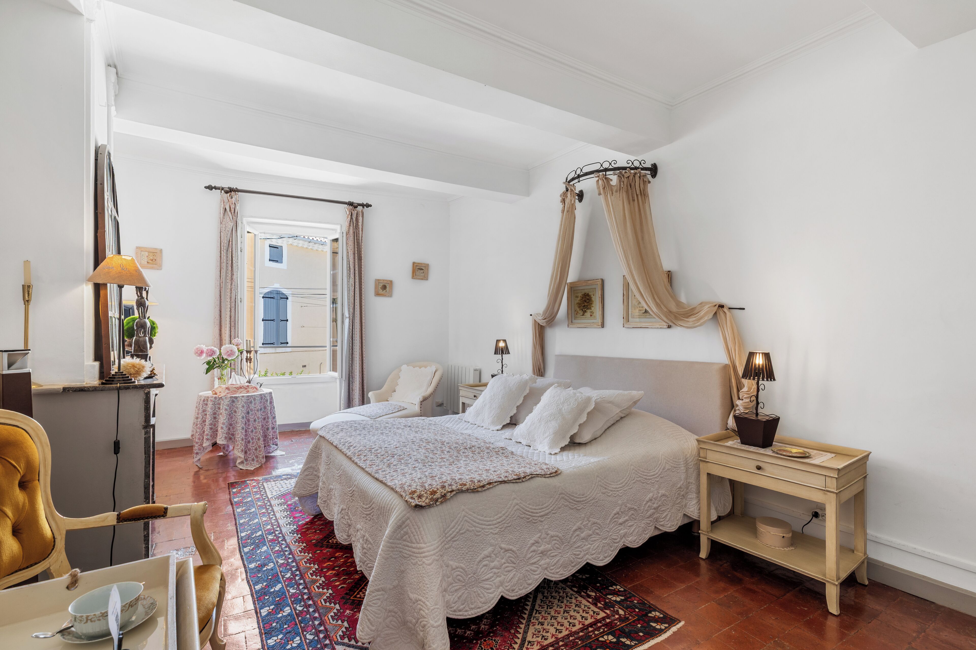 1 habitación, ropa de cama de alta calidad y decoración personalizada 