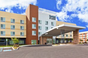 Exterior - Fairfield Inn & Suites by Marriott Birmingham Colonnade (Birmingham)