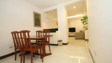 Desk, iron/ironing board, free WiFi