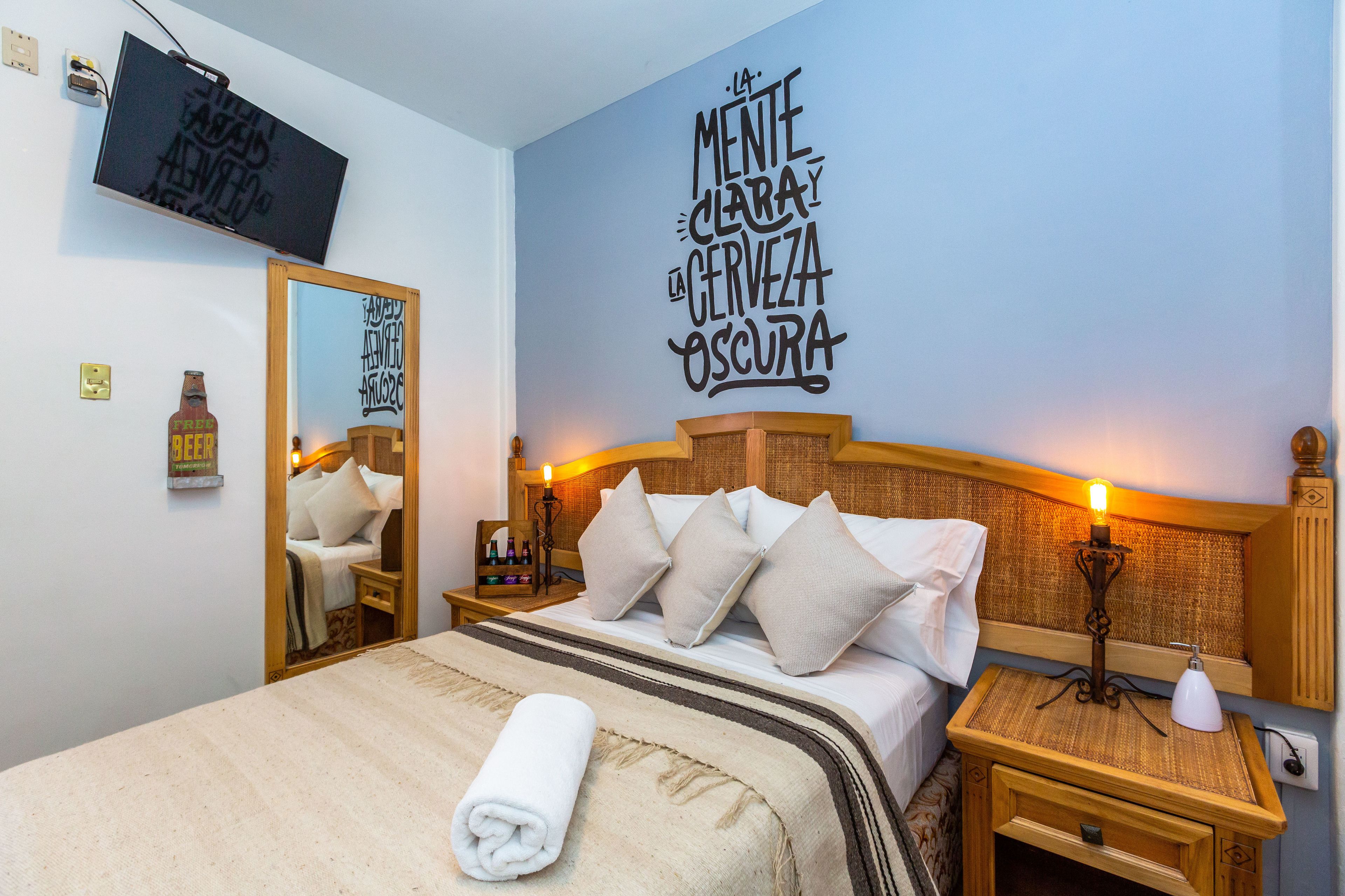 1 bedroom, premium bedding, in-room safe, desk