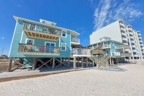 Condo, 2 Bedrooms | Exterior