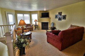 Apartamento, 2 habitaciones | Zona de estar