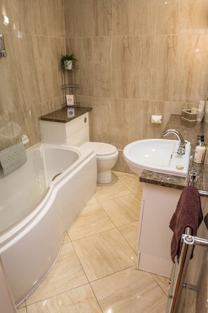 Penthouse, 3 Schlafzimmer | Badezimmer