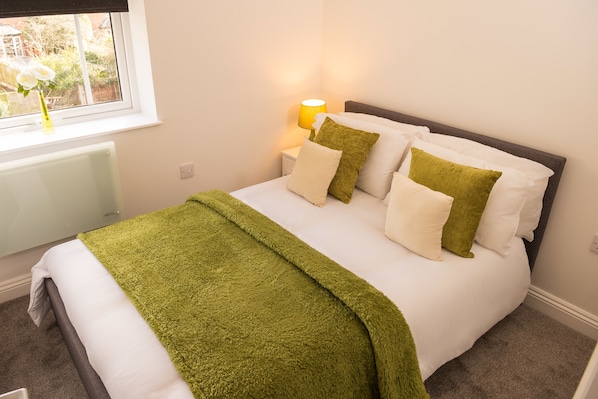 Apartment | 1 bedroom, laptop workspace, iron/ironing board, free WiFi