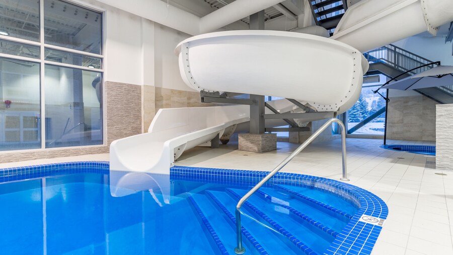 Canmore Inn & Suites