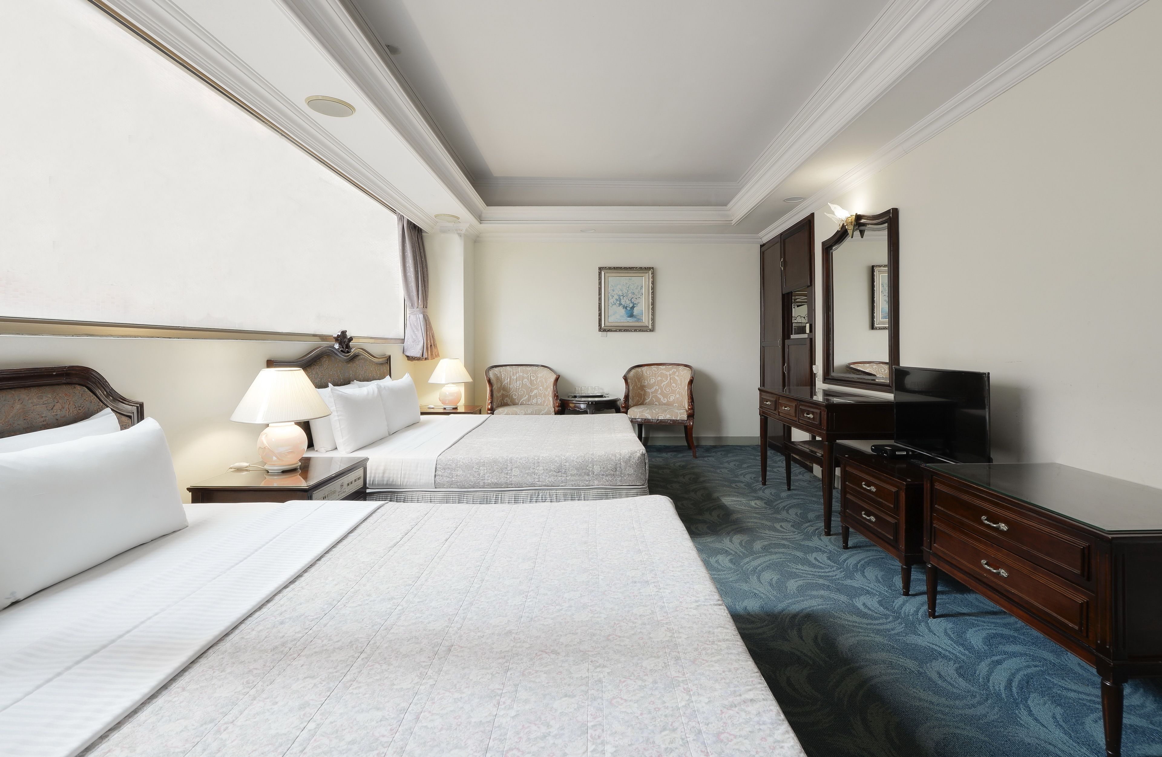 Photo - Forbes Hotel