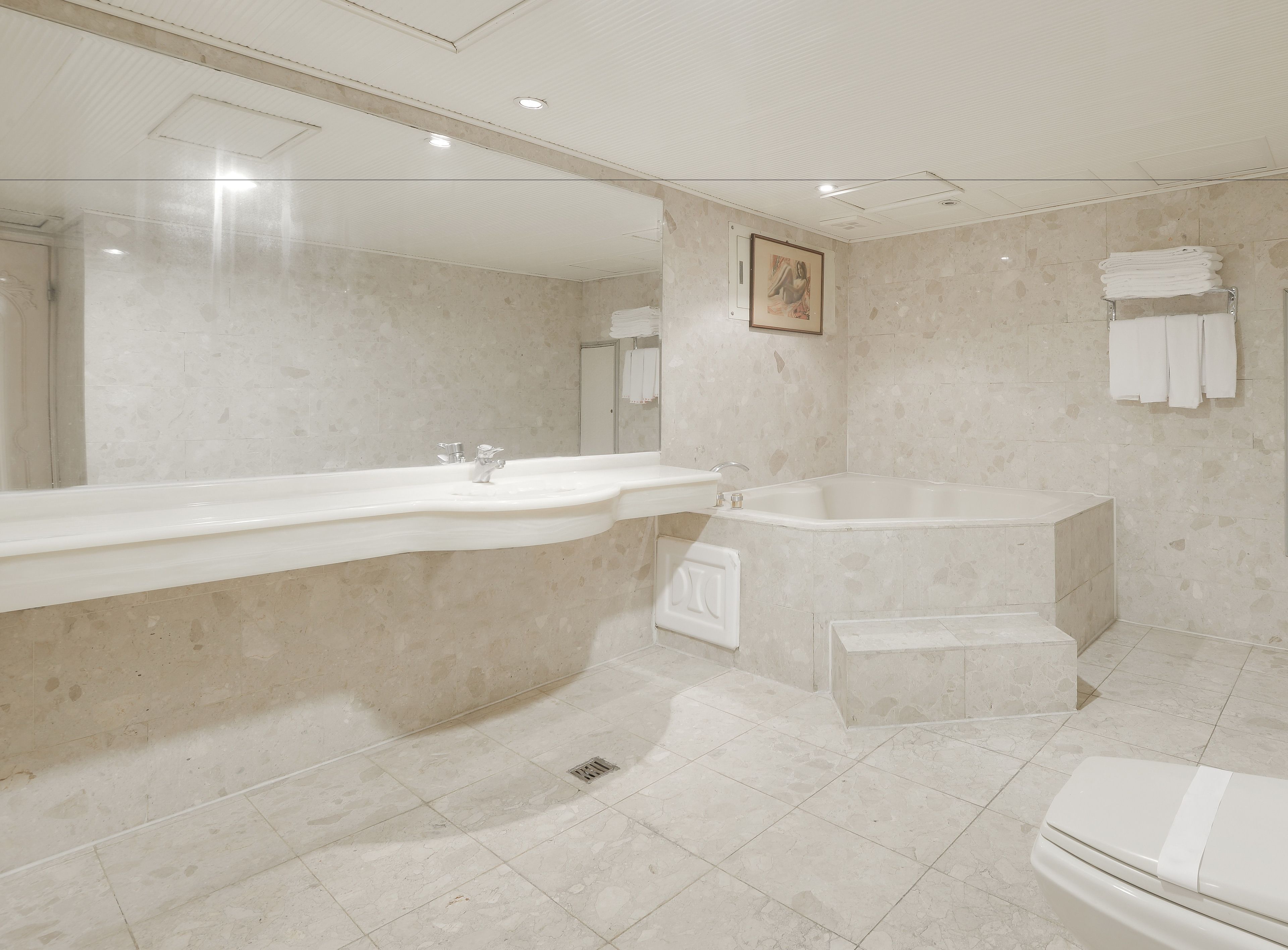 Photo - Forbes Hotel