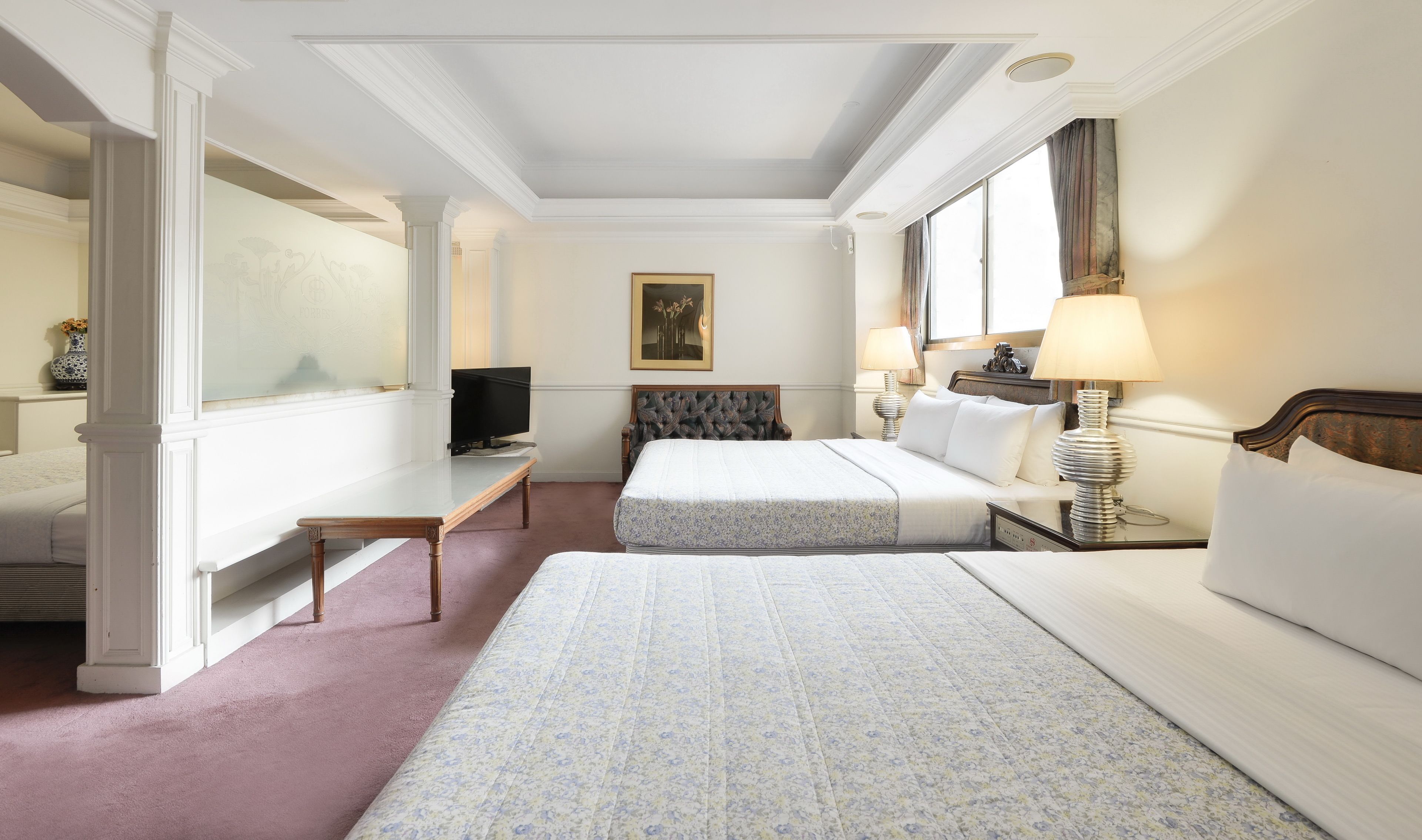 Photo - Forbes Hotel